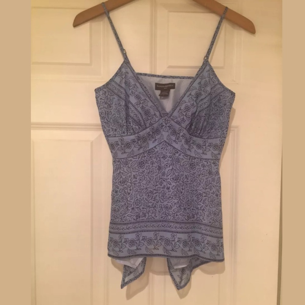Banana Republic Blue Silk Top Spagahtti Straps.